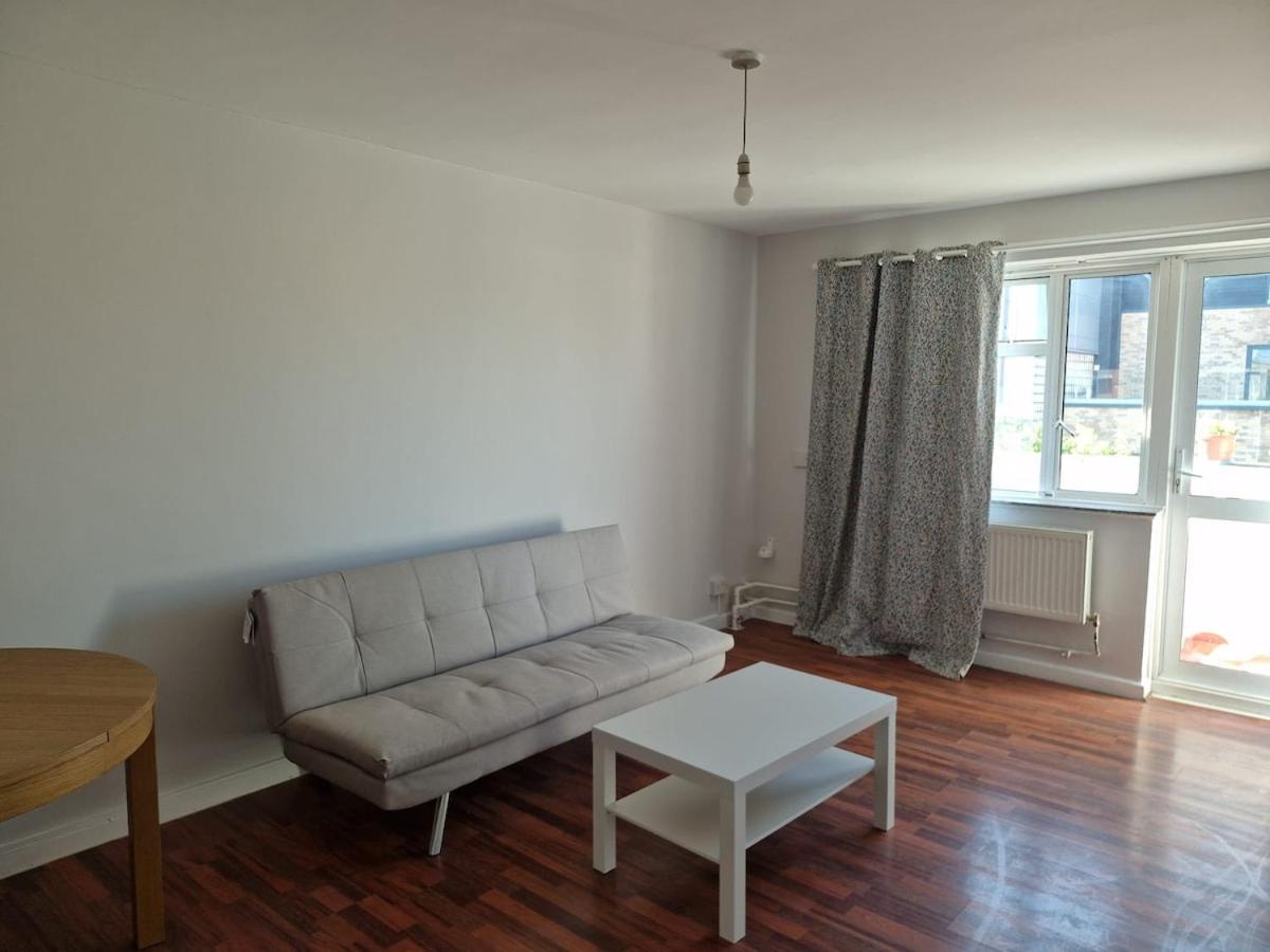 Appartement Flat In Of - E1 *