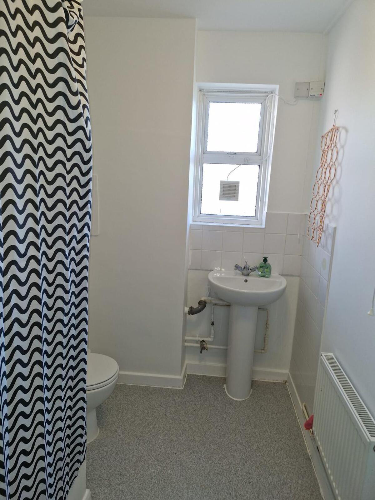 Flat In Of - E1